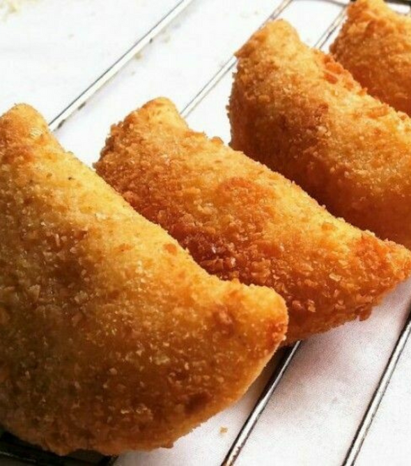 Frozen Biltong and Cheese Rissoles