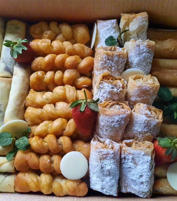 Cooked Sweet Treat Platter Box (6-8)